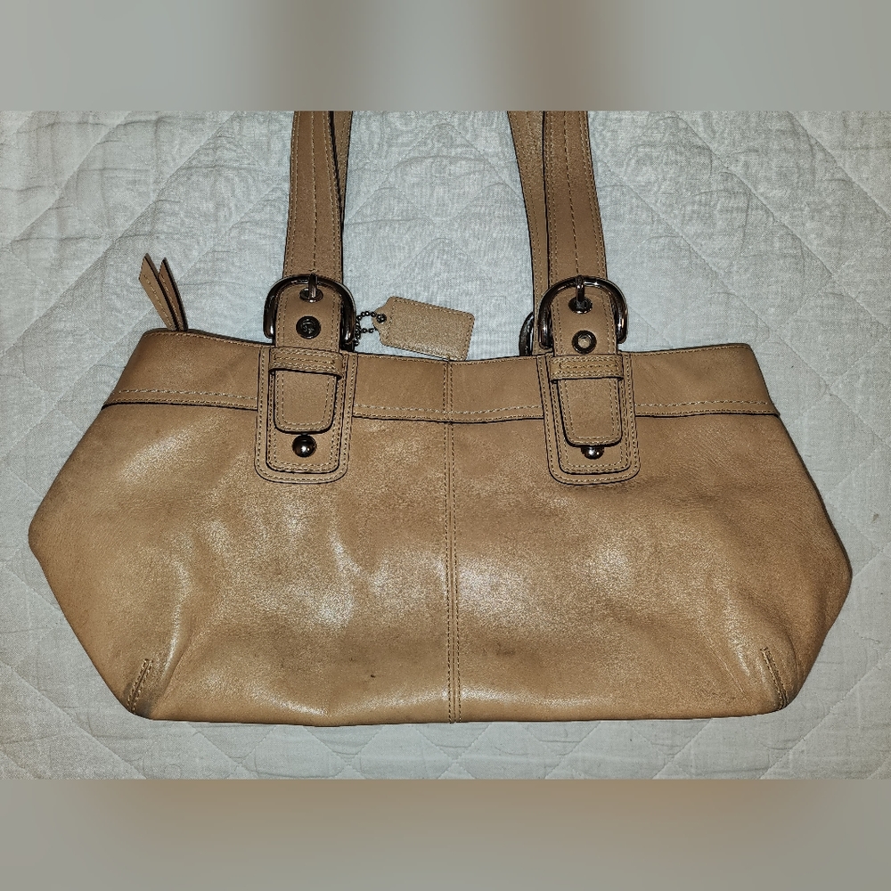 COACH leather vintage large Soho Bag in tan - Picture 2 of 12